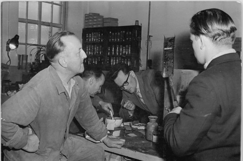 Elektrochemisches Kombinat Bitterfeld, Spezialemail f¸r Widerst‰nde