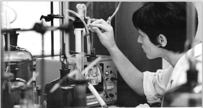 VEB Berliner Gl¸hlampenwerk, Chemie-Labor